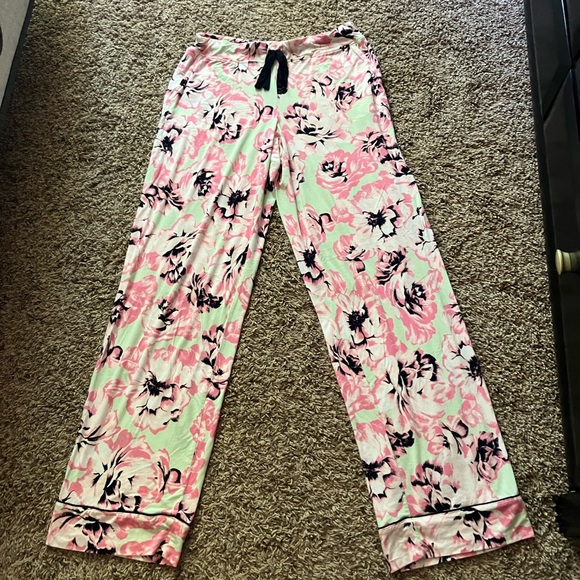 Soma Other - SOMA pajama pants floral size M
